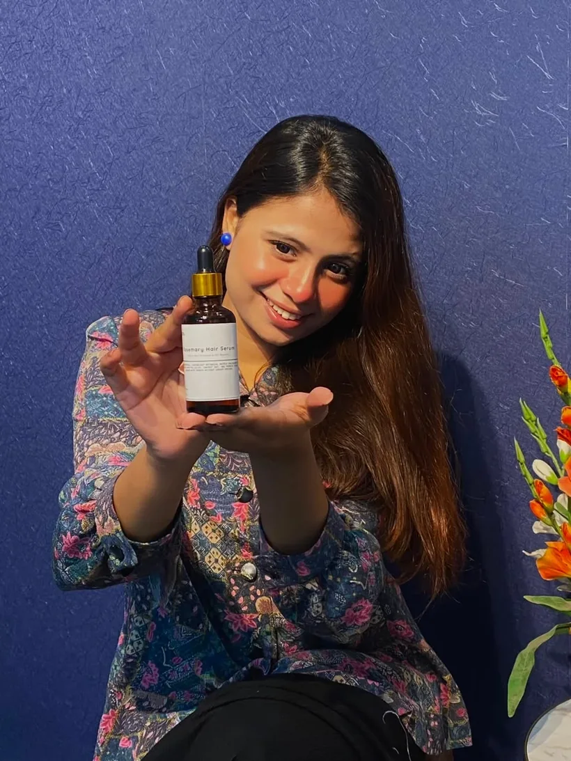 The Formulate Rosemary Hair Serum ব্যবহারকারী একজন কাস্টমার